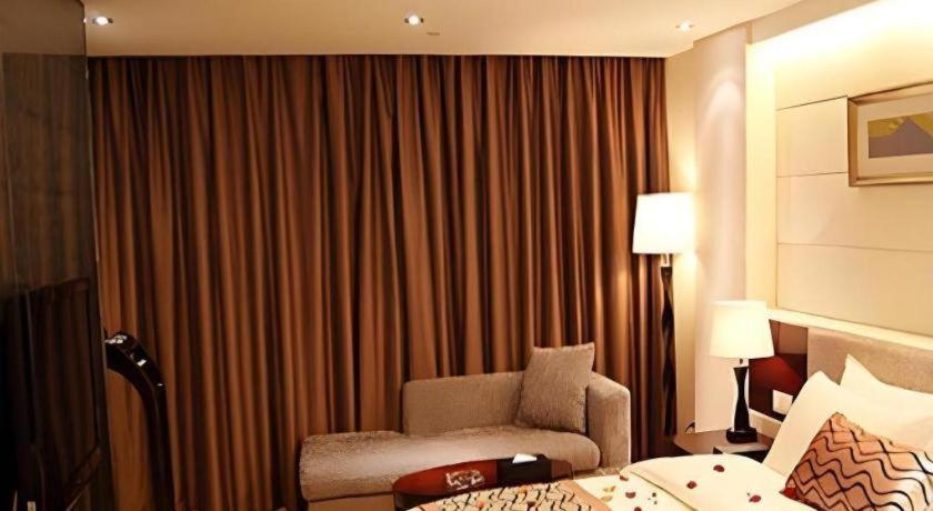 Fortune Hotel Longyan Exterior foto